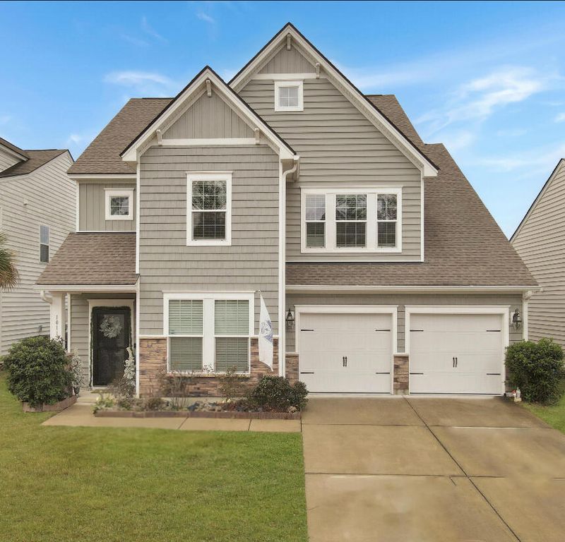1011 Mossy Rock Dr, Summerville, SC 29485