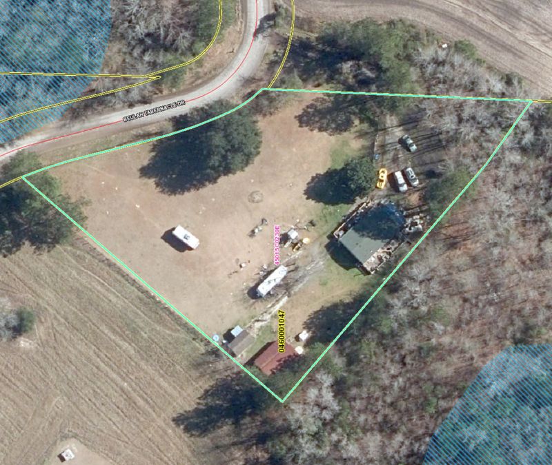 487 Beulah Tabernacle Dr, Saint Stephen, SC 29479