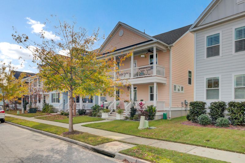 1065 Oak Bluff Ave, Charleston, SC 29492