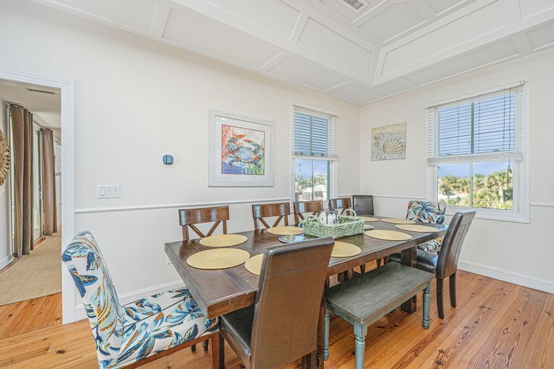 108 Palmetto Blvd, Edisto Beach, SC 29438