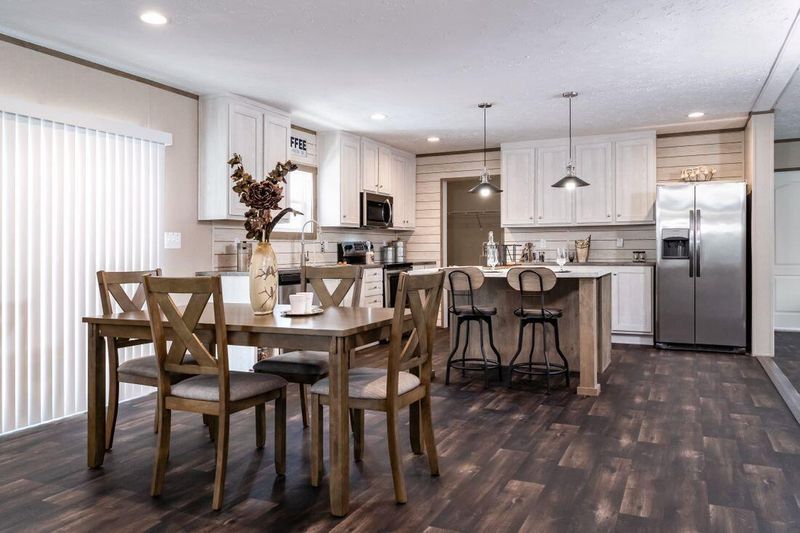 1225 Old Black Oak Rd, Moncks Corner, SC 29461