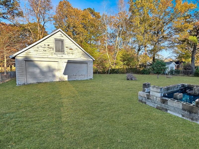 8170 Wainwright Rd, North Charleston, SC 29406