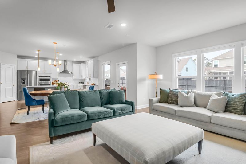 2040 Parish House Cir, Johns Island, SC 29455