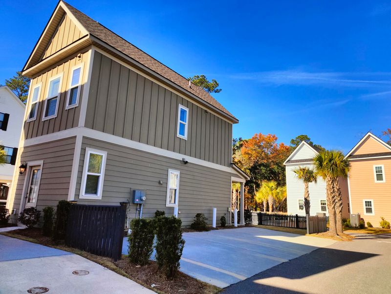 9203 Bowen Corner Ave, Hanahan, SC 29410