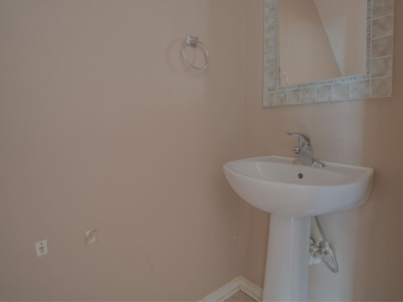 102 Hornby Cir, Goose Creek, SC 29445