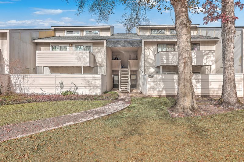 1202 Waterwood Dr, Goose Creek, SC 29445
