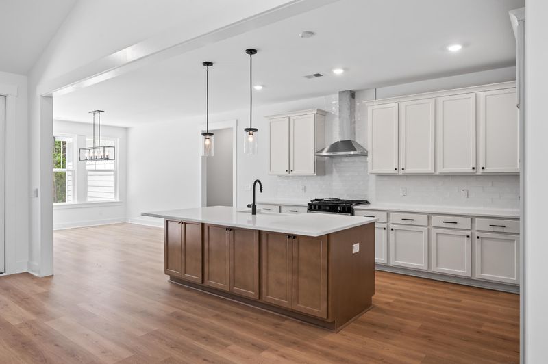 7210 Raw Dew Dr, Awendaw, SC 29429