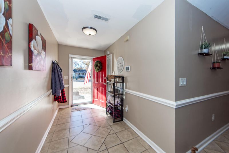 107 Deer Run Ct, Goose Creek, SC 29445