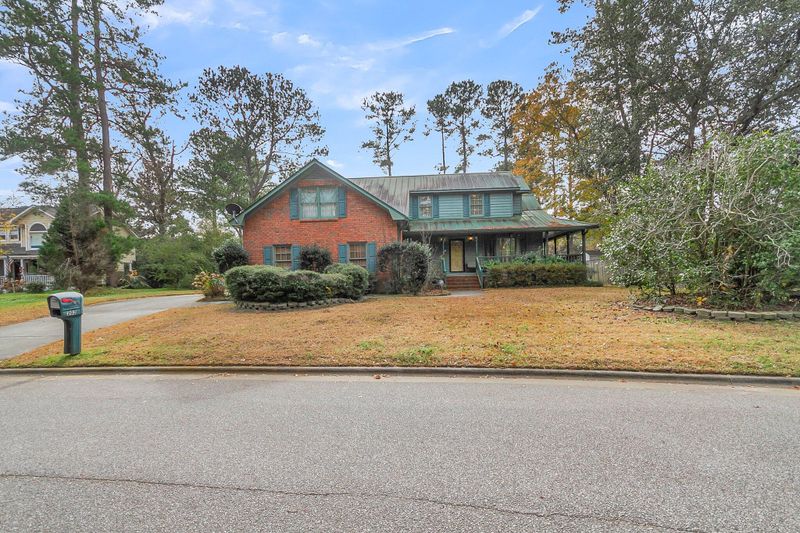 202 Telfair Ct, Summerville, SC 29485