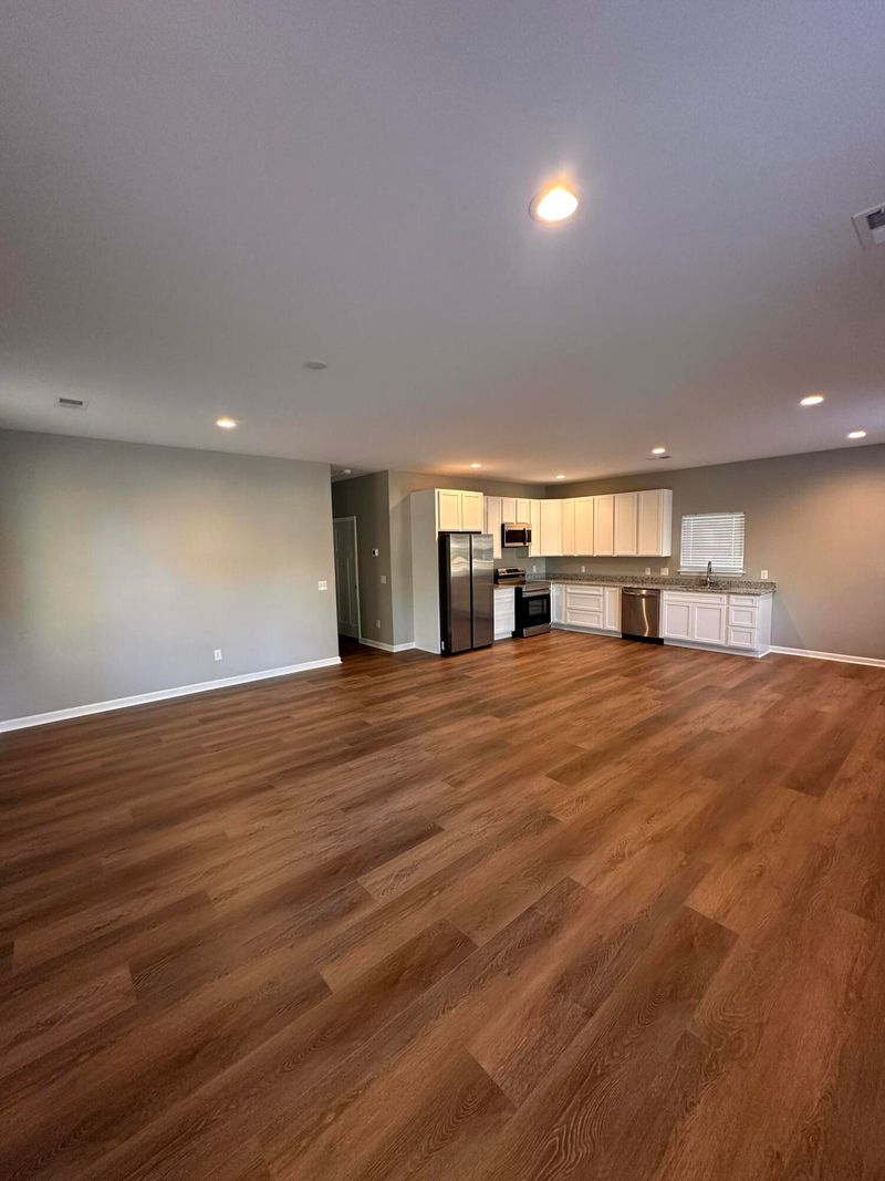 181 Roberts Rd, Summerville, SC 29483