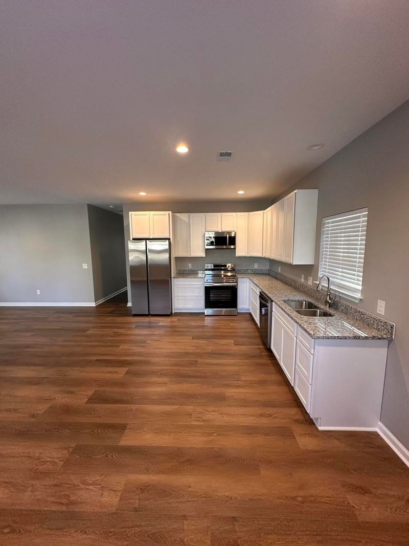 181 Roberts Rd, Summerville, SC 29483