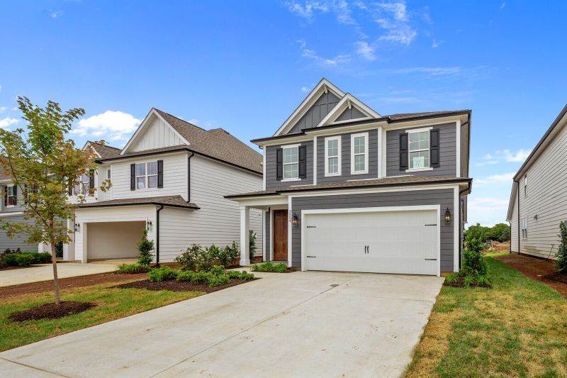 318 Abercom Place Dr, Moncks Corner, SC 29461