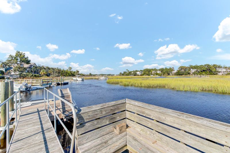 2168 Beckenham Dr, Mount Pleasant, SC 29466