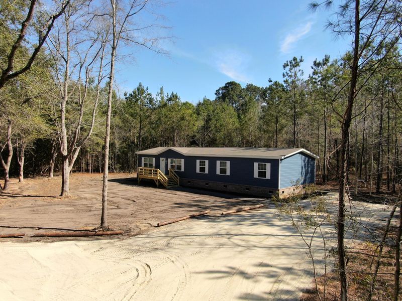 355 Dike Rd, Bonneau, SC 29431