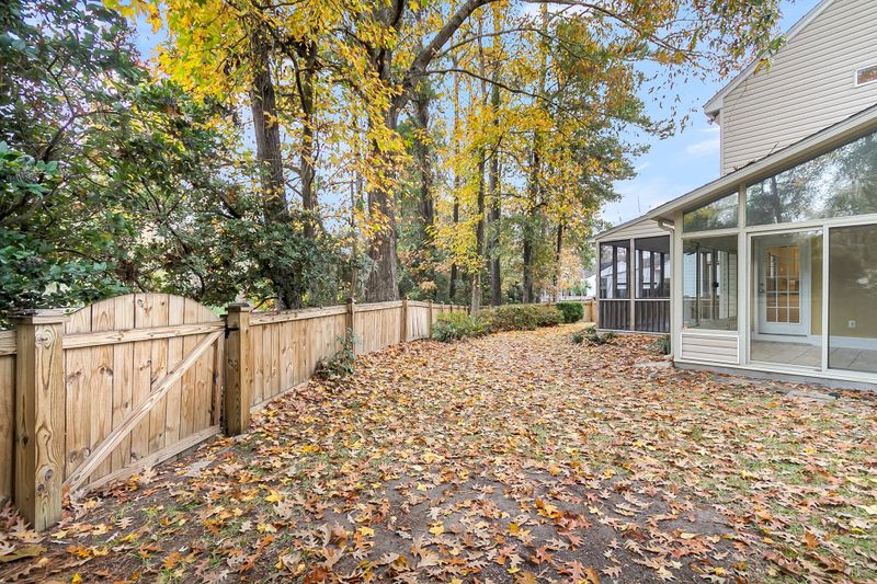 3201 Seaborn Dr, Mount Pleasant, SC 29466