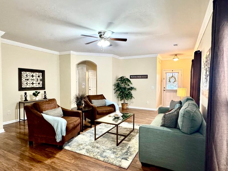 202 Summer View Rd, Summerville, SC 29483