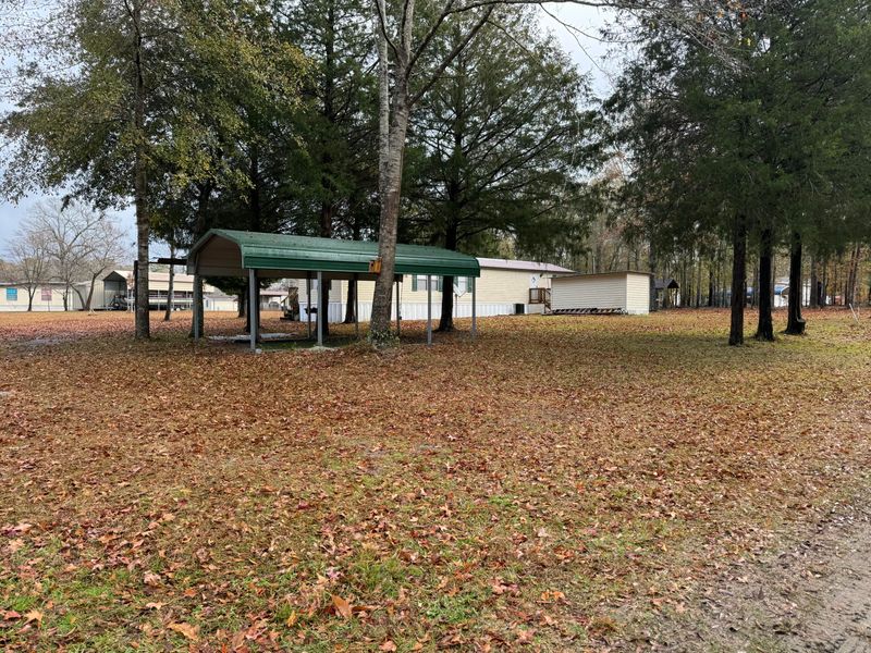 152 Caroline Dr, Cross, SC 29436
