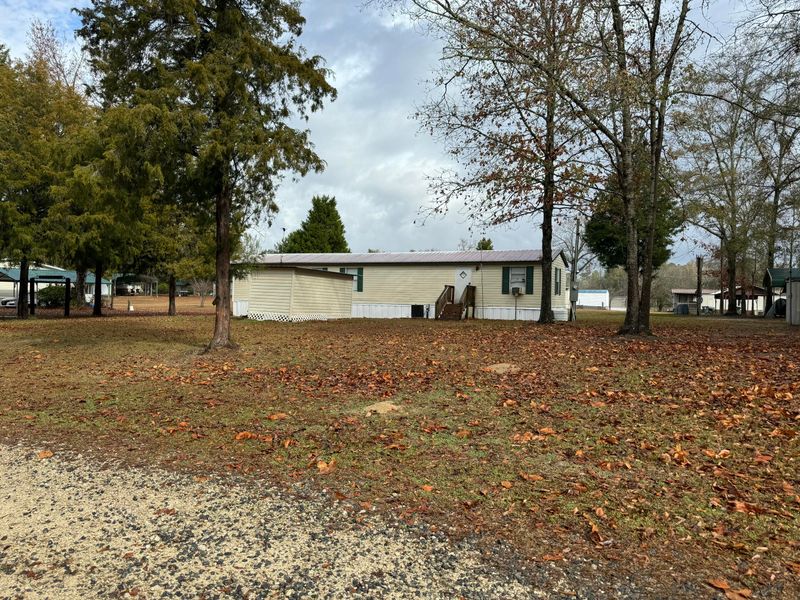 152 Caroline Dr, Cross, SC 29436