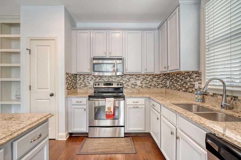 117 Larissa Dr, Charleston, SC 29414