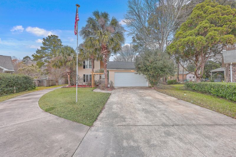 212 Glenda Vw, Ladson, SC 29456