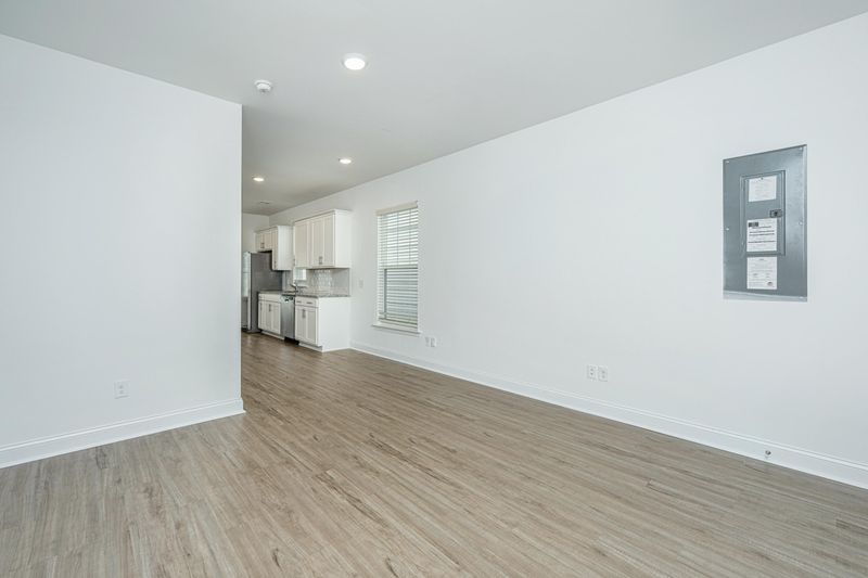 7104 Channel Park Dr, Hanahan, SC 29410