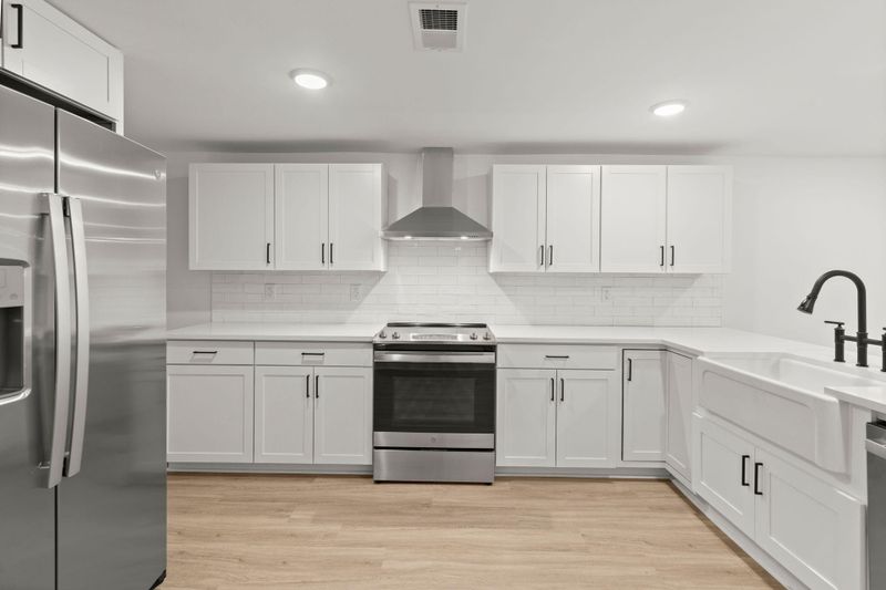 31 Allway St, Charleston, SC 29403