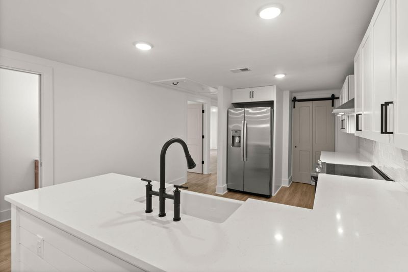 31 Allway St, Charleston, SC 29403
