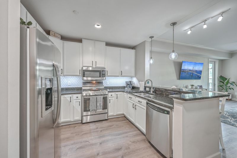 135 Pier View St #203, Charleston, SC 29492