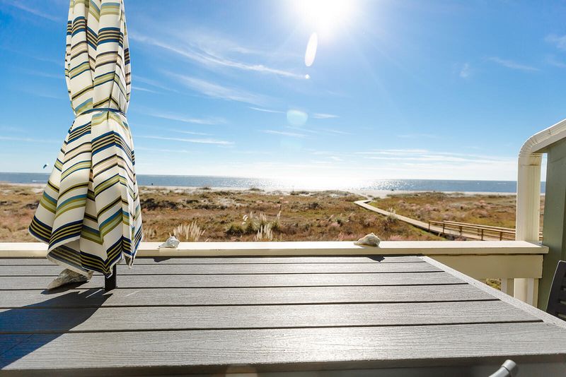7000 Palmetto Dr #12e, Isle Of Palms, SC 29451