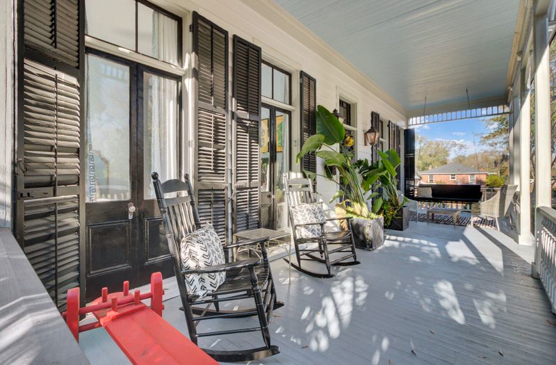 308 S Magnolia St, Summerville, SC 29483