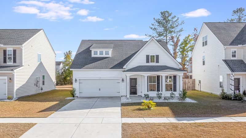 517 Yellow Leaf Ln, Summerville, SC 29486