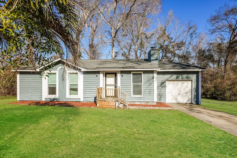 112 Sawmill Dr, Summerville, SC 29483