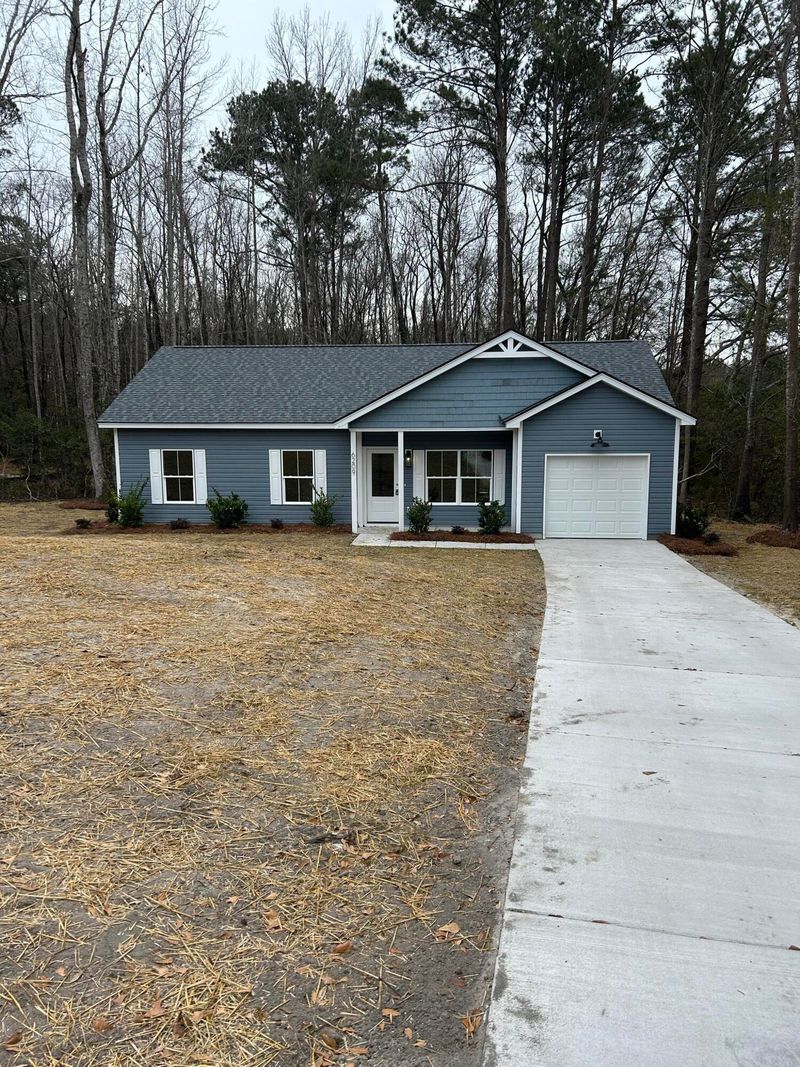 6209 Drayton St, Ravenel, SC 29470