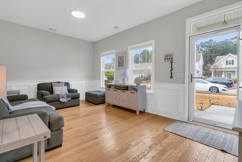 1627 Shady Pine Rd, Charleston, SC 29414