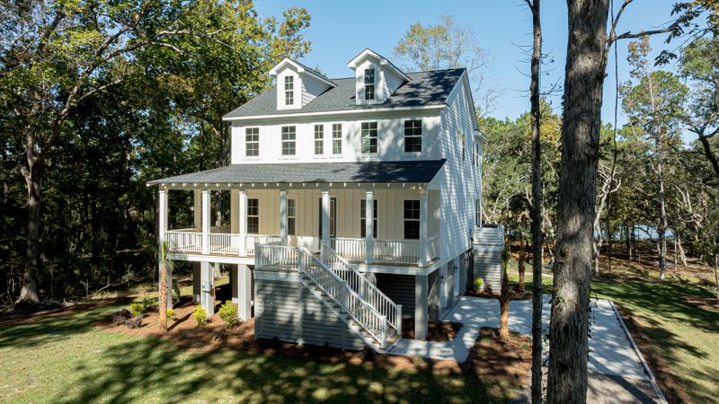 6522 Beagle Club Rd, Meggett, SC 29449