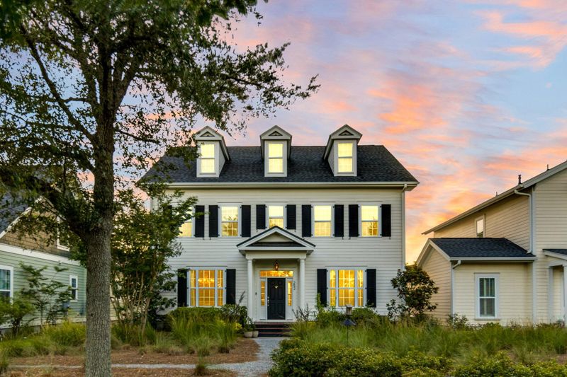 252 Summers Dr, Summerville, SC 29485