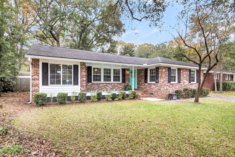 1522 Salisbury St, Charleston, SC 29407