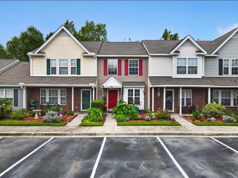 103 Darcy Ave, Goose Creek, SC 29445