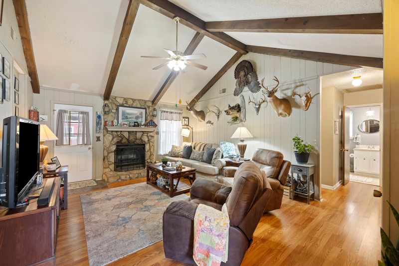315 Village Green Cir, Summerville, SC 29486