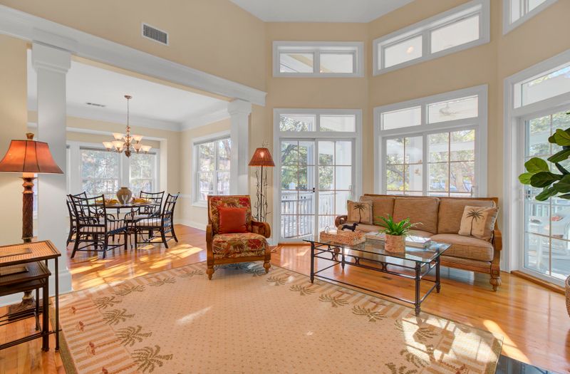 1517 Soliel Ct, Mount Pleasant, SC 29464