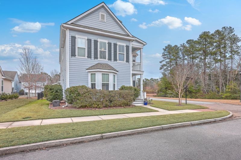 400 W 7th North St, Summerville, SC 29483