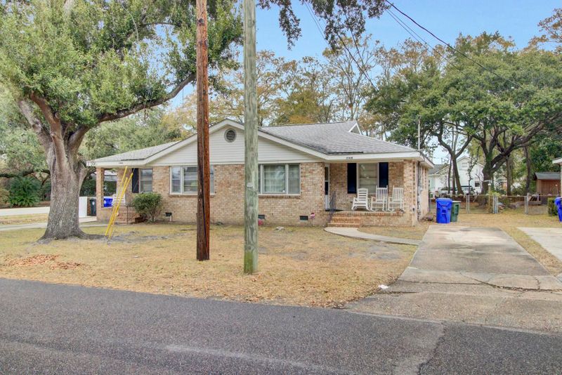 1740 Pinecrest Rd #A & B, Charleston, SC 29407