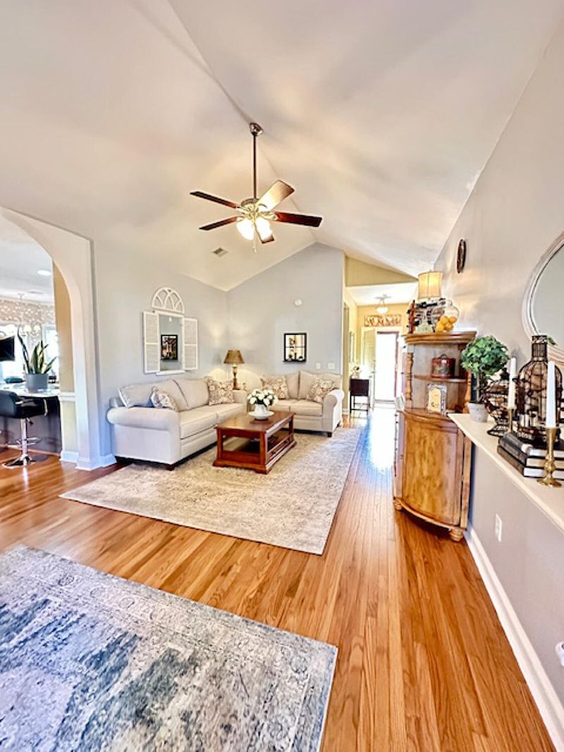 109 Spalding Cir, Goose Creek, SC 29445