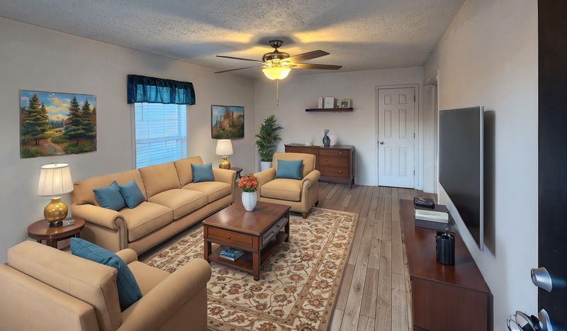9633 Crosscut Dr, Ladson, SC 29456