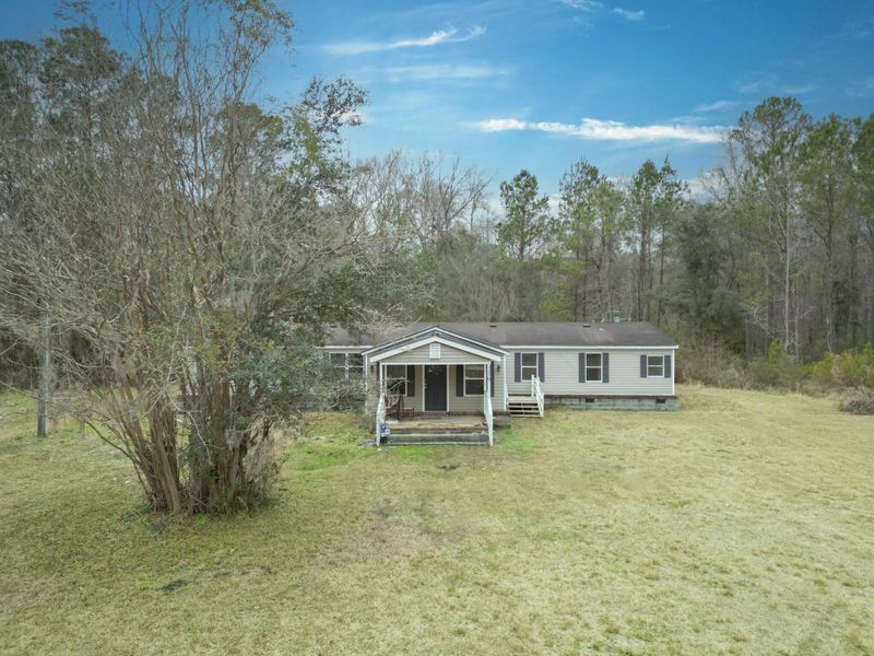 139 Yellowstone Ln, Ridgeville, SC 29472