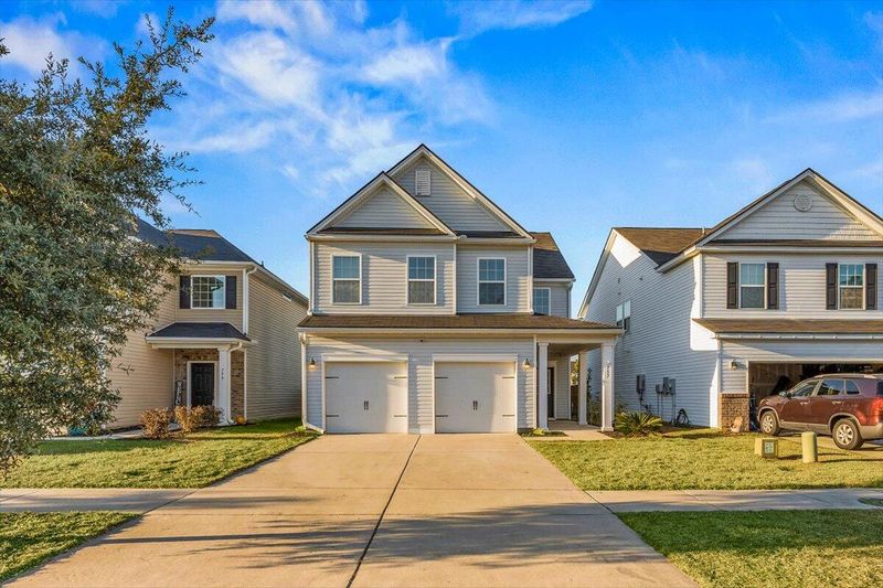 757 Redbud Ln, Summerville, SC 29486