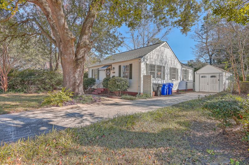 4714 Brookside Dr, North Charleston, SC 29405