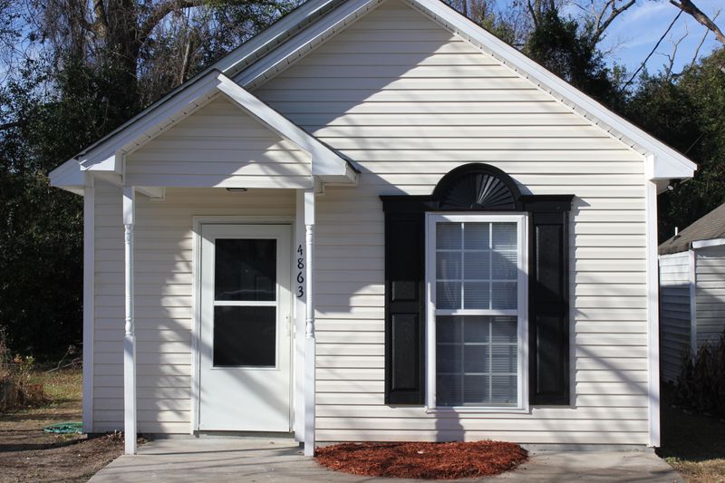 4863 Lecque St, North Charleston, SC 29405