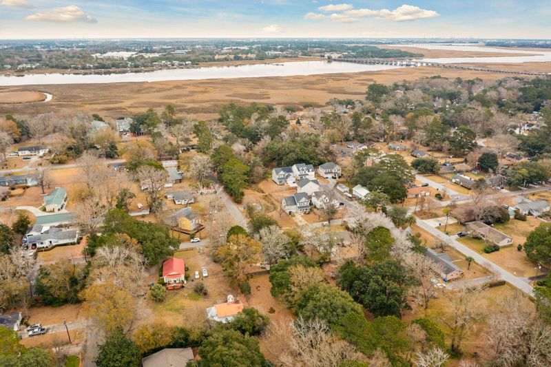 2315 Oakland Rd, Charleston, SC 29414