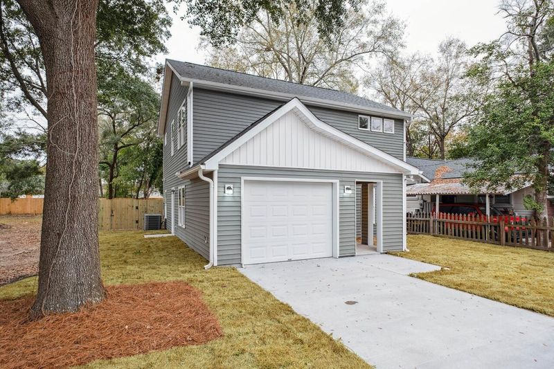 5635 Dobson St, North Charleston, SC 29406